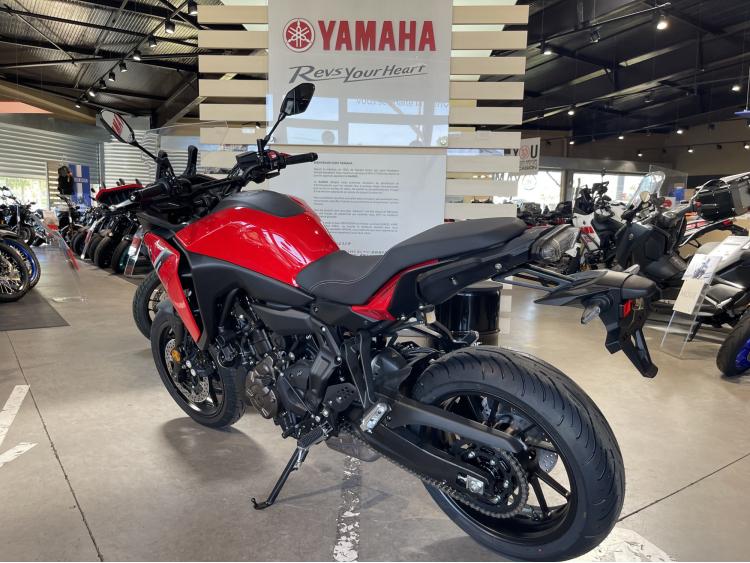 YAMAHA TRACER 7