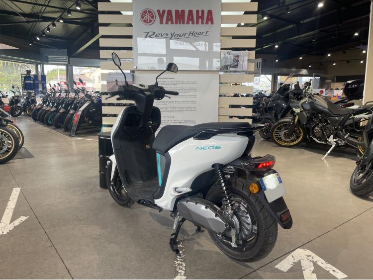 YAMAHA NEO'S DUAL BATTERY ELECTRIQUE