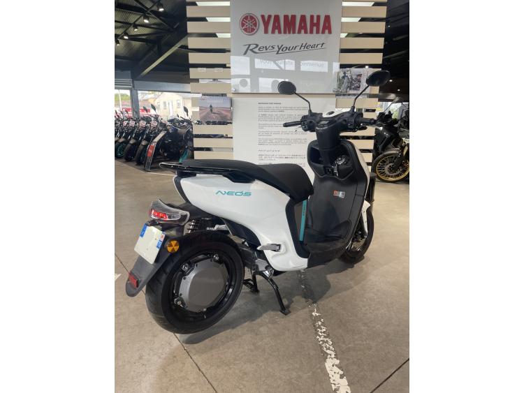 YAMAHA NEO'S DUAL BATTERY ELECTRIQUE