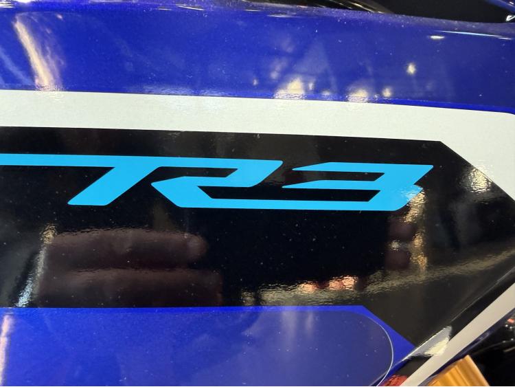 YAMAHA YZF-R3