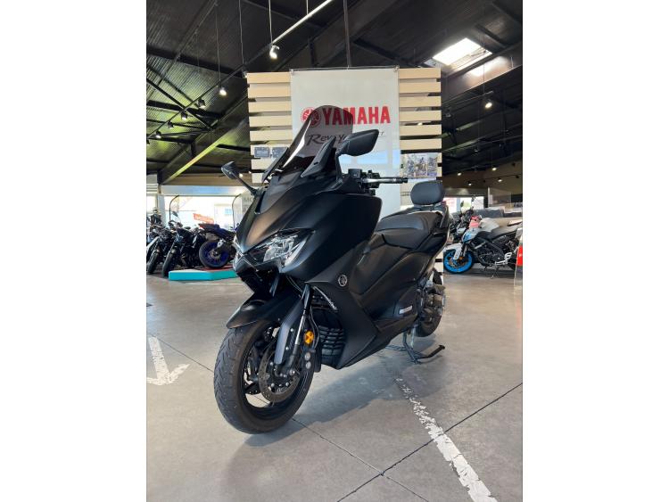 YAMAHA XP T-MAX 560