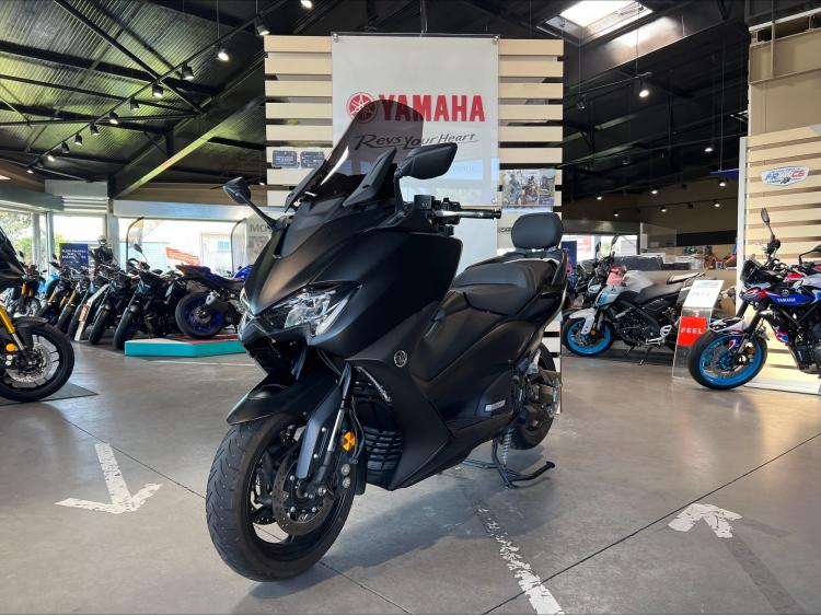 YAMAHA XP T-MAX 560
