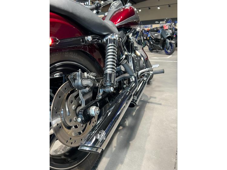 HARLEY-DAVIDSON DYNA STREET BOB 1690 SPECIAL