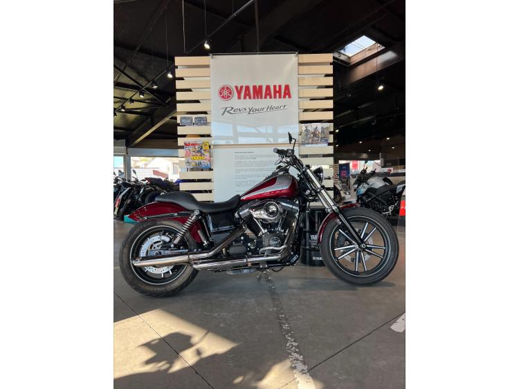 HARLEY-DAVIDSON DYNA STREET BOB 1690 SPECIAL