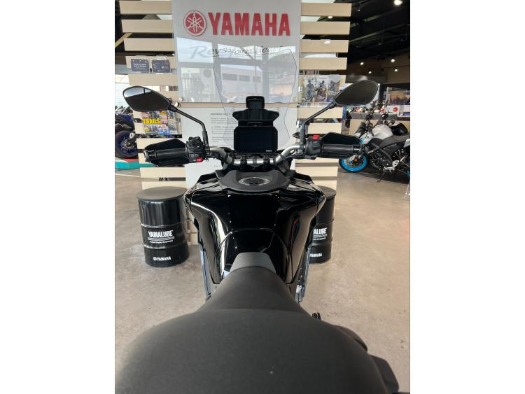 YAMAHA TRACER 9