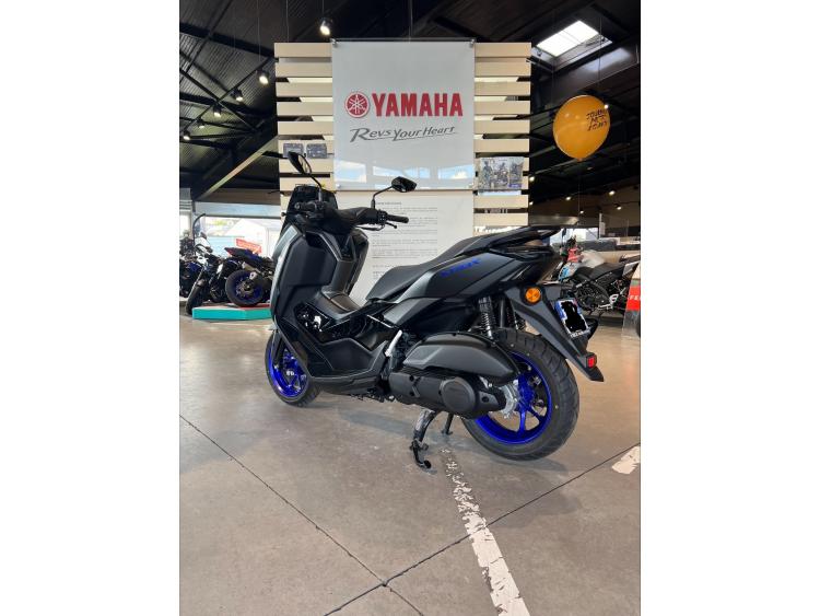 YAMAHA NMAX 125