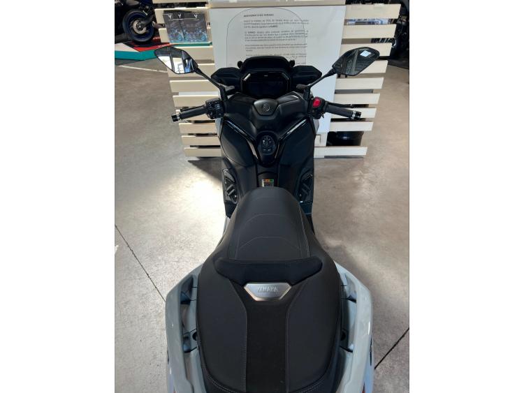 YAMAHA X-MAX 125 TECH MAX