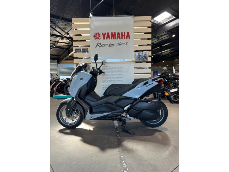 YAMAHA X-MAX 125 TECH MAX
