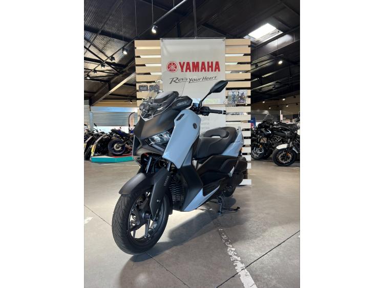 YAMAHA X-MAX 125 TECH MAX