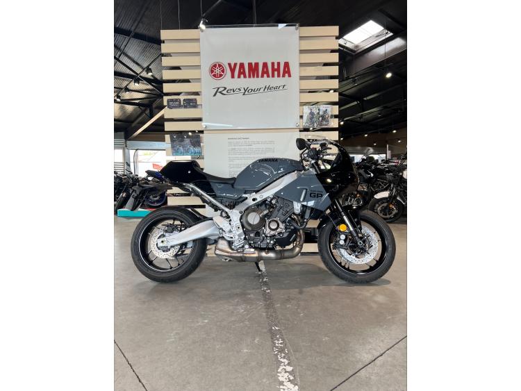 YAMAHA XSR 900 GP