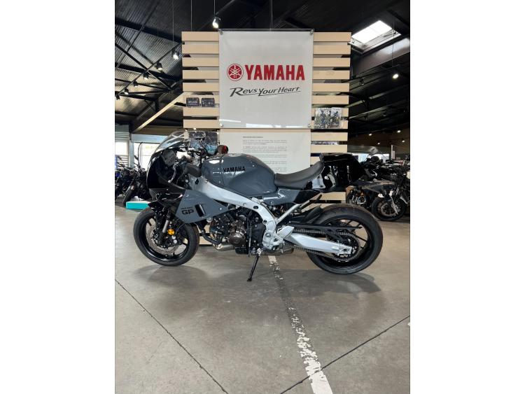 YAMAHA XSR 900 GP