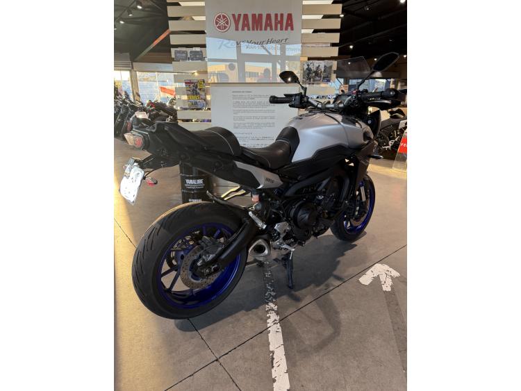 YAMAHA TRACER 900