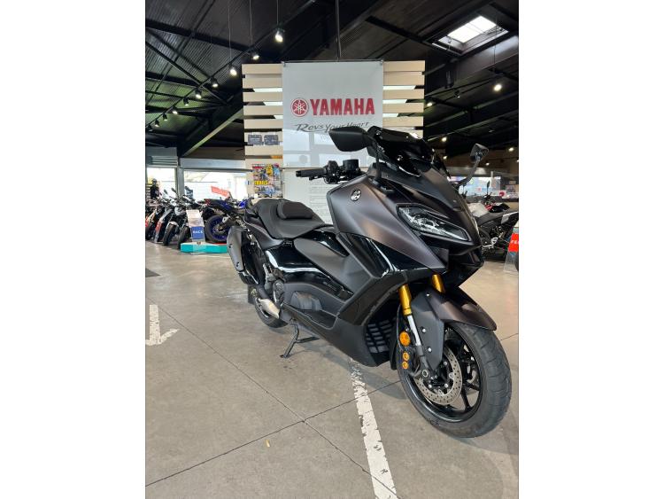 YAMAHA XP T-MAX 560 TECH MAX