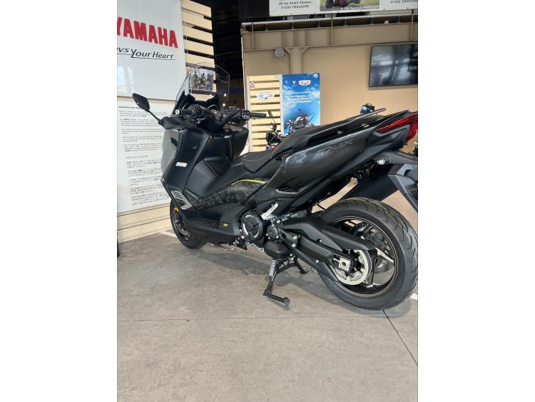 YAMAHA XP T-MAX 560 TECH MAX 20TH ANNIVERSARY